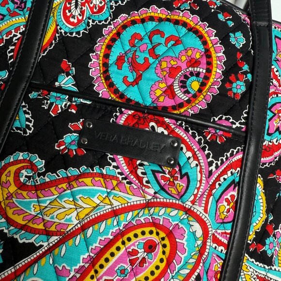 Vera Bradley Small Trimmed Vera – Parisian Paisley NWT - Picture 3 of 5